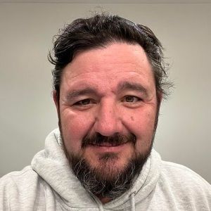 Meet your Posher, Tom